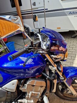 Honda hornet 900 r.v.2002 - 6