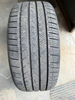 Celoroční pneu Vredestein 235/40 R19 - 6
