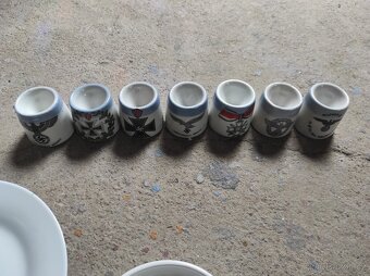 Porcelán,talíře,korbely a další - 6