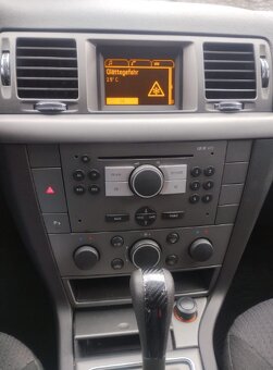 Opel Signum 2.2 direct (114KW) automat, STK - 6