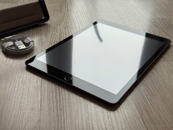 Apple iPad 9. Gen 10.2 / 64 GB / Wifi / Space Gray - 6