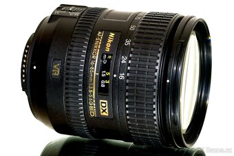 Nikon AF-S 16-85mm f/3,5-5,6 VR +UV filtr TOP STAV - 6