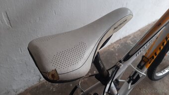 Author  A-Matrix 13" - 6