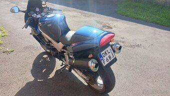 HONDA VTR 1000 - 6
