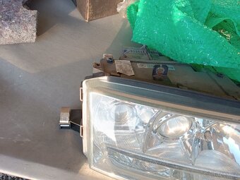 Xenony Škoda Octavia 1 - 6