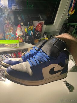 Nike Air Jordan 1 Mid - 6