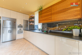 Prodej rodinného domu, 300 m², Město Albrechtice - 6