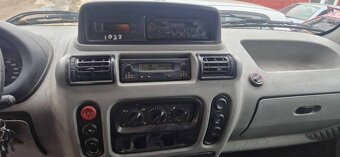 Renault mascott 130.65 E3 2,8D 92kw Sofim 8140-43S - 6