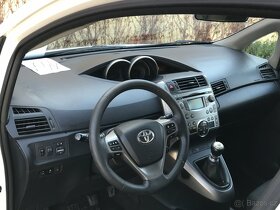 Prodám Toyota Verso - 2.0 Diesel 93 Kw - 6