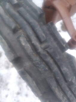 Prodám přední kola na ZETOR25 - 6