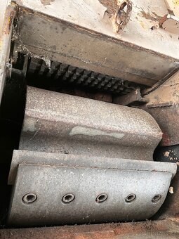 štěpkovač dřeva - 6