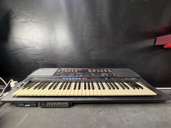 Yamaha PSR-600 1993 - 6
