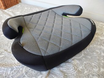 Autosedačka - podsedák ISOFIX 125-150cm - 6