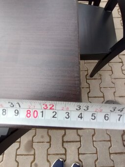 Jídelní stůl a 4 židle - 6