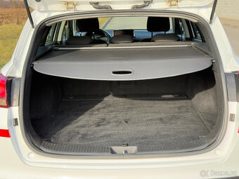 Hyundai i30 combi 1,5gdi 2022 v záruke - 6