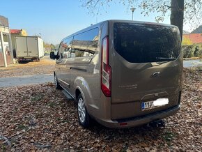 Ford Tourneo Custom - 6