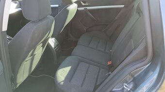 Škoda Octavia Scout II 2.0 tdi 103 kW 4x4 - 6