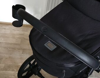 Cybex Priam 4.0 Matt Black, 3 kombinace - 6