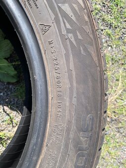 Pneu 225/60 R18 - 6