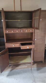 Starý kuchyňský kredenc - 6
