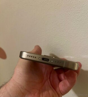 iPhone 16 Pro 128 GB Natural Titan - 6