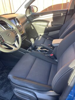 Prodám Hyundai Tucson 1,7 CRDi 2017 po servise - 6
