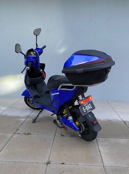 Elektroskutr bez ŘP Elektropower Nova M3 - 6
