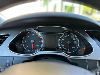 Audi A4 rok 2012 - 6