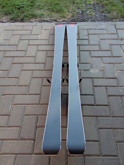 Prémiové švýcarské lyže AK RED, 175cm, 22/23 - 6