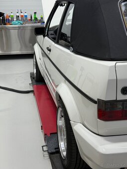 Volkswagen Golf mk1 Cabrio - 6