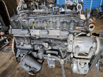 Prodam motor jeep  4.0 XJ,WJ - 6