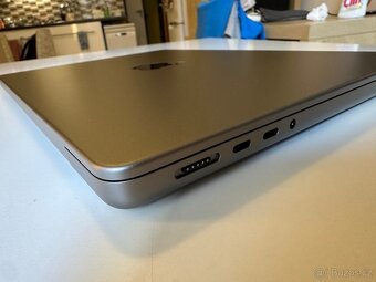 Apple MacBook Pro 14” 2023 M3/512GB/BATERIE 100% - 7 CYKLŮ - 6