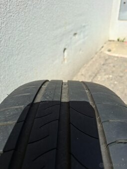 Prodám 16" Alu kola Hyundai 5x114,3 ET 50, 6,5Jx16 - 6