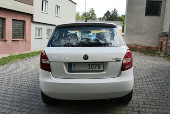 Škoda Fabia II 1.2 51kw benzín rok2008 - 6