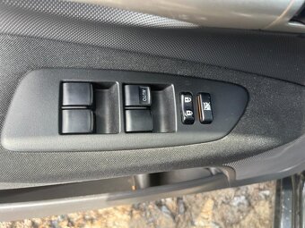 Toyota Auris 1,6 VVT-i 91 KW r.v.2009 benzín - LPG - 6