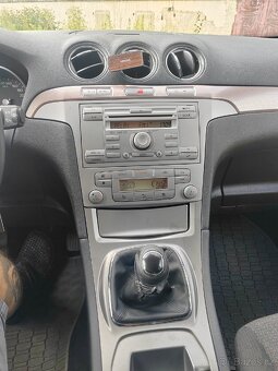 Prodám Ford Galaxy - 6