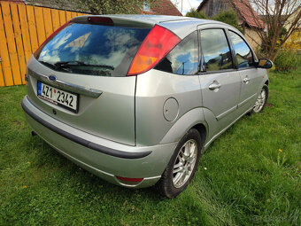 Ford Focus 1.6 benzín, 2.maj,GHIA, klima, vyh.kož.sed,2xpneu - 6