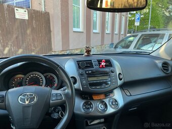 Toyota rav 4 2.2 - 6