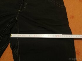 Dámské černé 3/4 kalhoty Mountain Hardwear - velikost S - 6