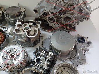 KTM LC8 990 - MOTOR NA DÍLY - 6