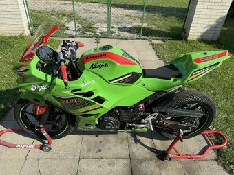Kawasaki Ninja 400 Okruhovka - 6