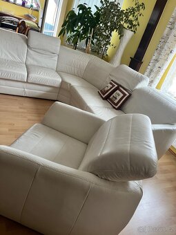 Kožený gauč s křeslem - 6