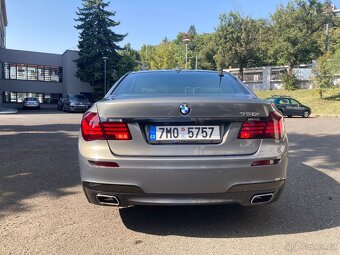 BMW Řada 7 F01 750i V8 330kW X-Drive M-paket - 6