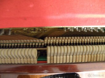 Piano Rosler - 6