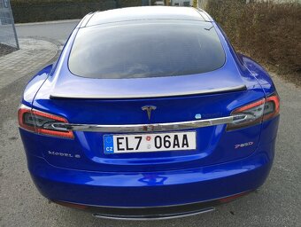 TESLA MODEL S 85D, 4x4 ,1 MAJITEL,NABÍJENÍ ZDARMA - 6