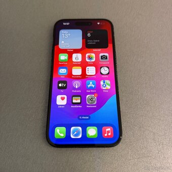 Černý iPhone 15 128GB, pěkný stav, 12 měsíců záruka - 6