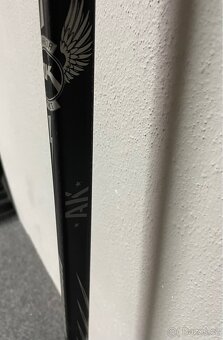 Nová juniorská hokejka WARRIOR AK - 6