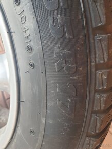 Kusovka BMW X5 235/65R17 - 6