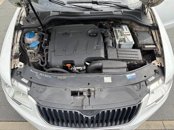 Škoda Superb Combi 1,6 TDi r.v. 2013 po rozvodech. - 6