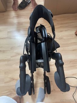 Ultralehké chodítko z Carbonu - 6